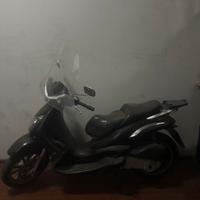 Beverly 250