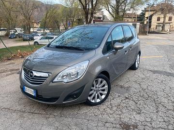 OPEL MERIVA 1.4 - 2011