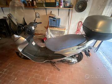 Scooter Suzuki Epicuro 150