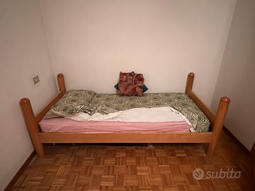 Coppia di letti impilabili