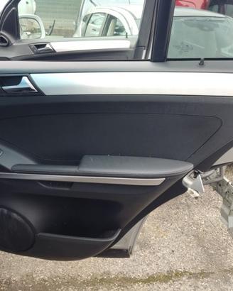 Pannello porta post dx MERCEDES ML 320 2006
