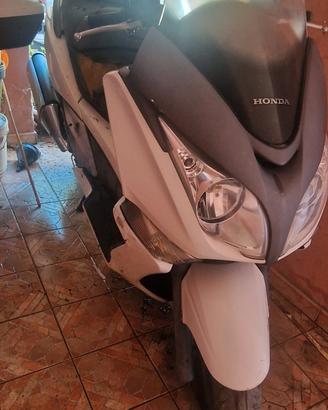 Honda SW-T 400 (Silver Wing) - Unico Proprietario 