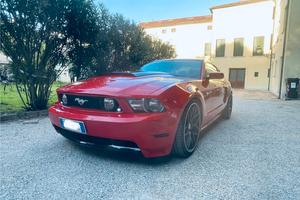 Ford Mustang cyclone 3.7 MRT manuale