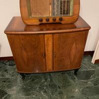Mobile bar anni 50 con giradischi