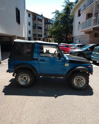 Suzuki samurai 