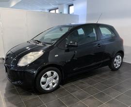 TOYOTA Yaris 1.3 3 porte