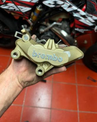 Pinza brembo 4p