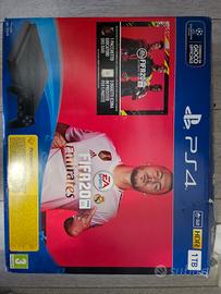 PlayStation 4  2 joystick e 3 giochi box