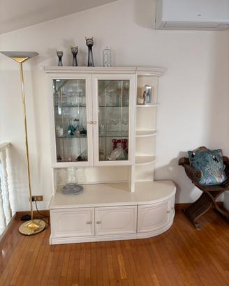 Credenza vetrina bianca in legno laccato