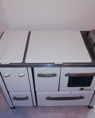 Cucina economica a legna