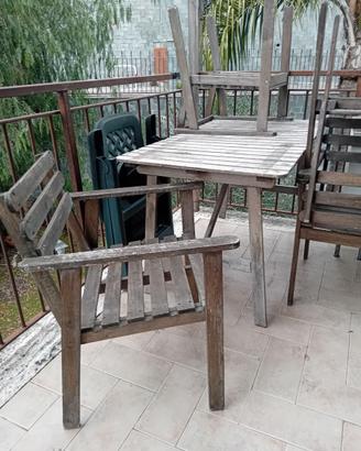 Tavolo e 4 sedie da esterno ikea