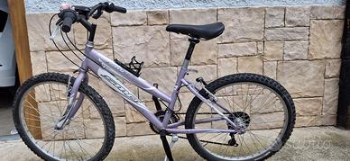 bicicletta da ragazza 
