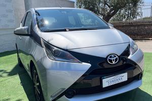 Toyota Aygo 1.0 VVT-i 69 CV 5 porte x-play TSS