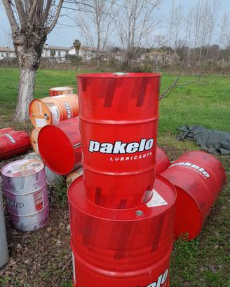 fusti bidoni in ferro