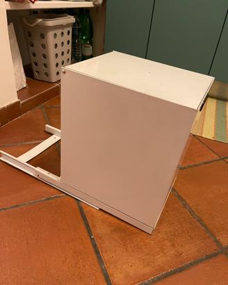 Bidone pattumiera con i binari mobile cucina