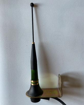 Antenna omnidirezionale per serrande box