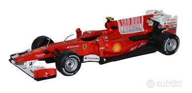 Modellino F1 Ferrari F10 1:43 Hot Wheels Mattel