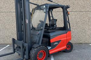 Carrello elevatore elettrico E40H 388