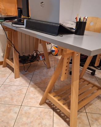 Scrivania ikea