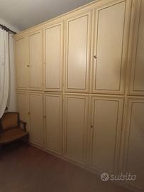 Armadio  a 7 ante, misure A 275, L 354, P 60