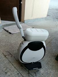 Monociclo elettrico INMOTION E20 con sella – funzi