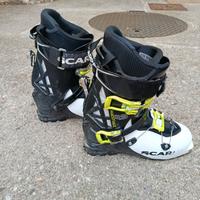 scarponi da sci alpinismo 