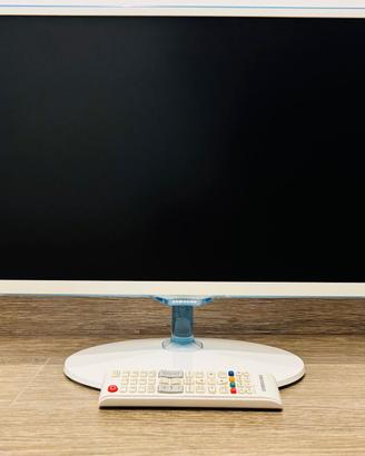 TV LED Samsung 24" Full HD DVB-T2 Bianco, perfetto