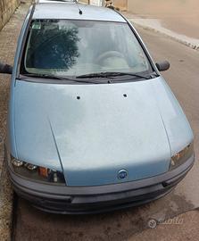 FIAT PUNTO 1.2 60cv 5 porte e carrello con gancio