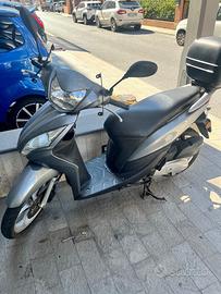 Honda Vision 50 - 2015