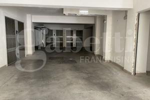 Box/Posto auto Avellino [Cod. rif 3111287VCG]
