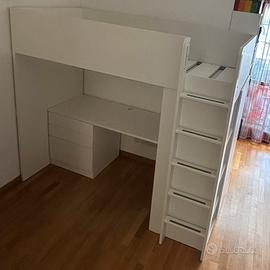 Cameretta letto a soppalco scrivania armadio Ikea