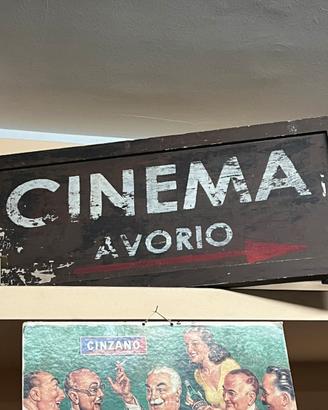 MODERNARIATO SEDIE CINEMA