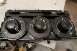 GRUPPO COMANDI CLIMA MANUALE CITROEN C3 2009-16