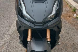 Honda ADV 350
