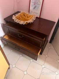 Cassettiera