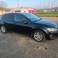VOLKSWAGEN GOLF VII