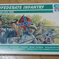 ESCI/ERTL 2 kit: Confederate & Union infantry 1/72
