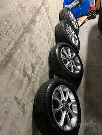 R15 Cerchi in lega Smart + pneumatici 453