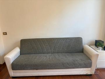 Divano letto in buone condizioni - ritiro a mano