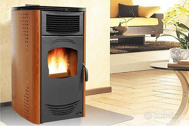 Stufa a pellet ad Aria 15 Kw
