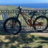 Trek Slash 9.7 29 M gen 5
