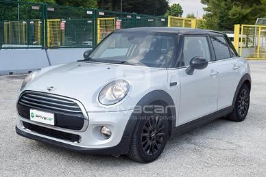 MINI Mini 1.5 Cooper D Business 5 porte