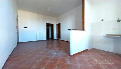 APPARTAMENTO DI AMPIA METRATURA COMPLETAMENTE RIST