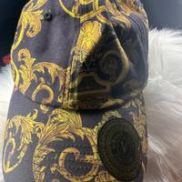Cappello Versace