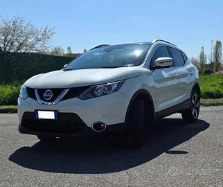 NISSAN Qashqai 1.6 dCi 2WD N-Connecta