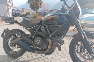 SCRAMBLER 800
