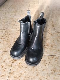 Stivaletti neri n. 37,5