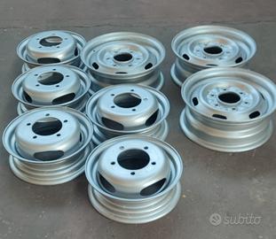 Cerchi in ferro originali per Kia K 2500