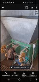 Mangiatoia polli-galline