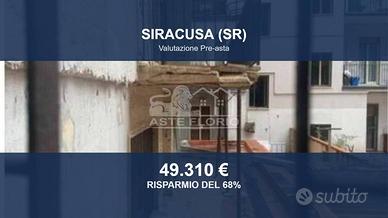 Immobile in asta di 150 m² con più di 5 locali a S